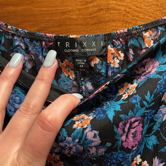 Francesca’s sundress size medium. Brand is Trixxi - Picture 4 of 8